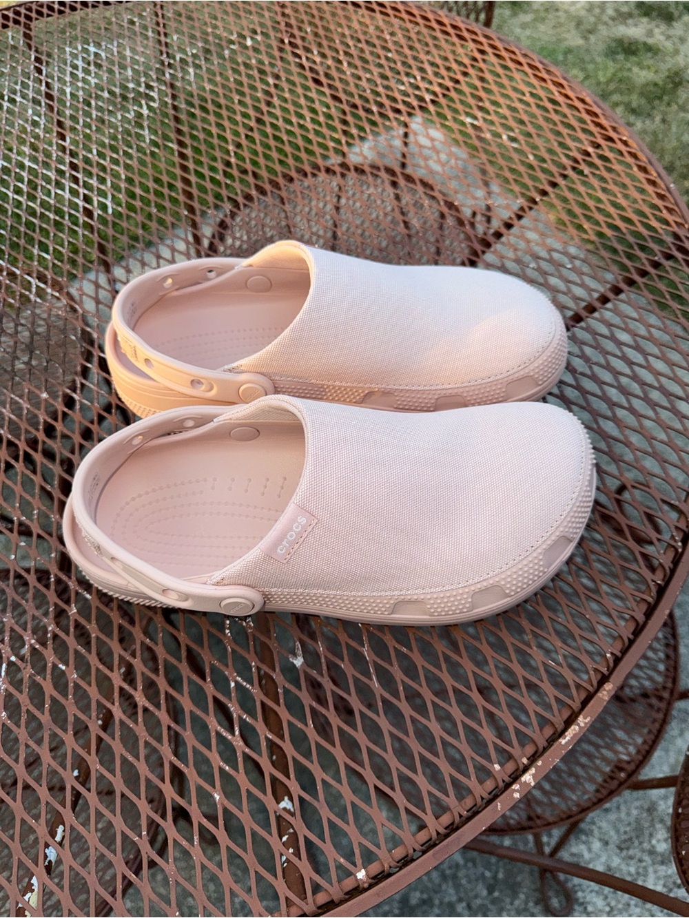 Women crocs rose